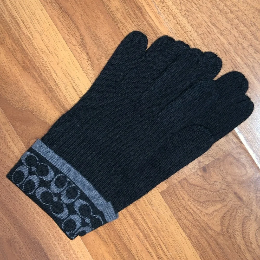 Authentic Coach Merino Wool Gloves